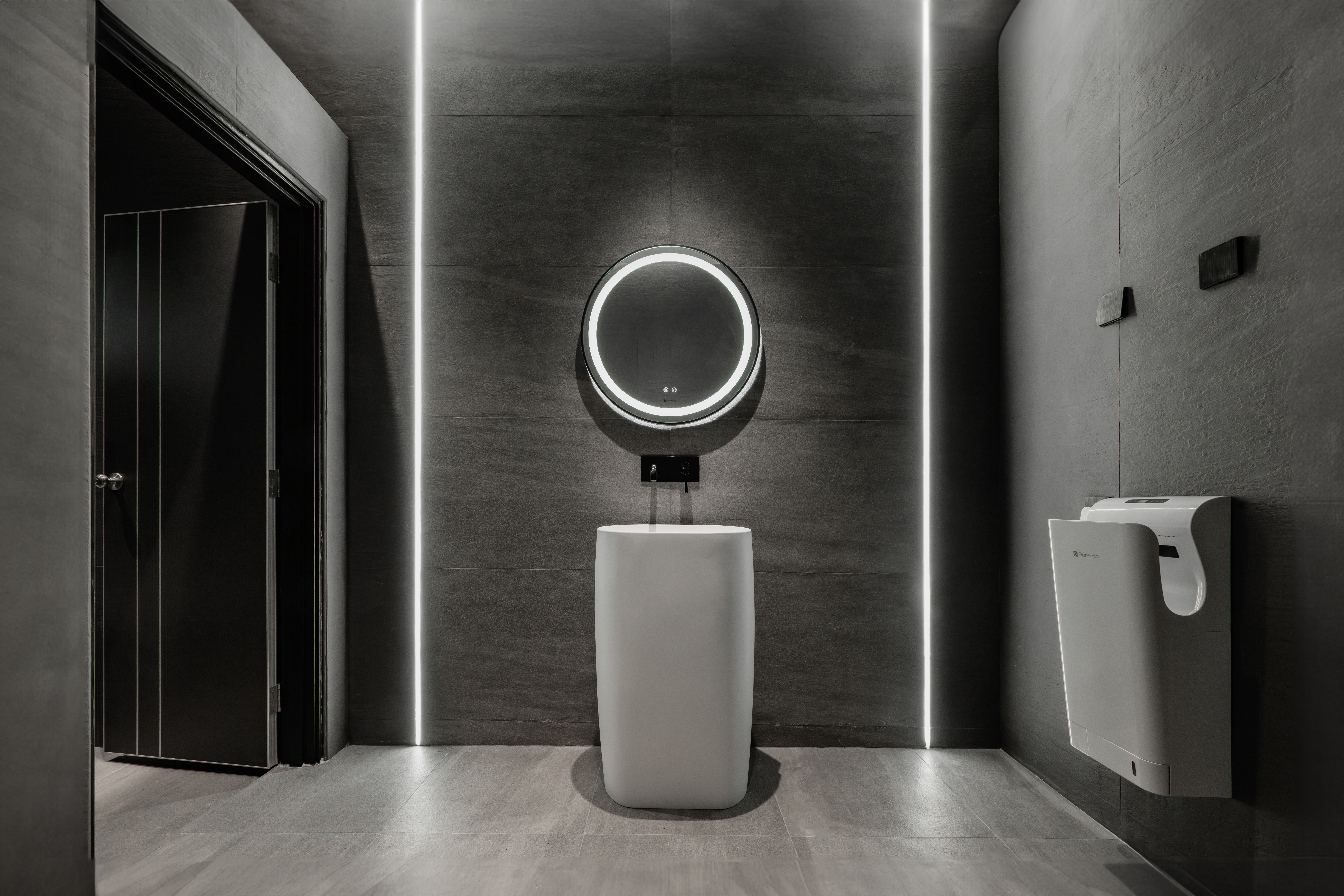 Sorento's LED Mirrors: Elevate Your Reflection and Space - Sorento Malaysia